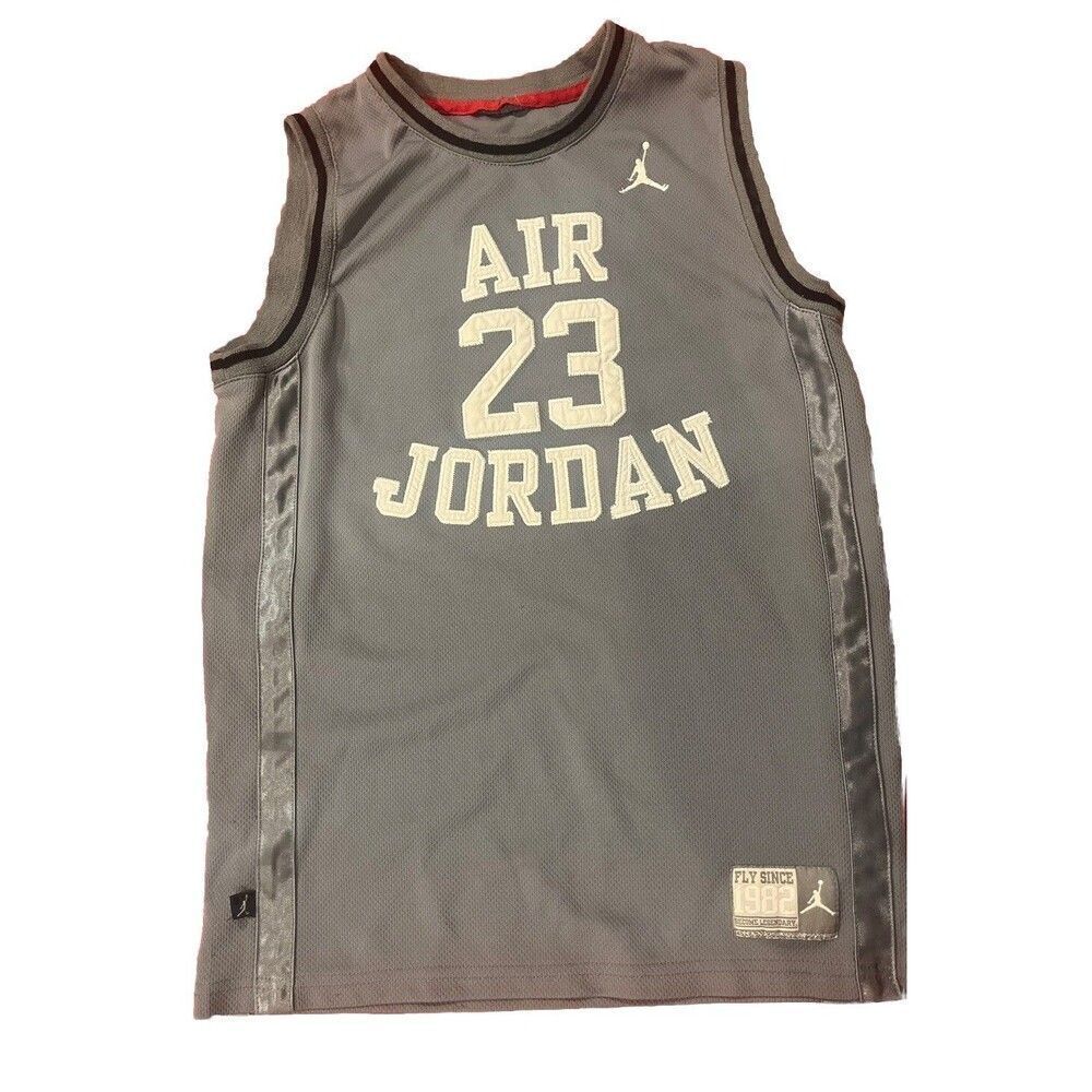Air Jordan 23 Basketball Jersey Boys Size Large Gray White Black